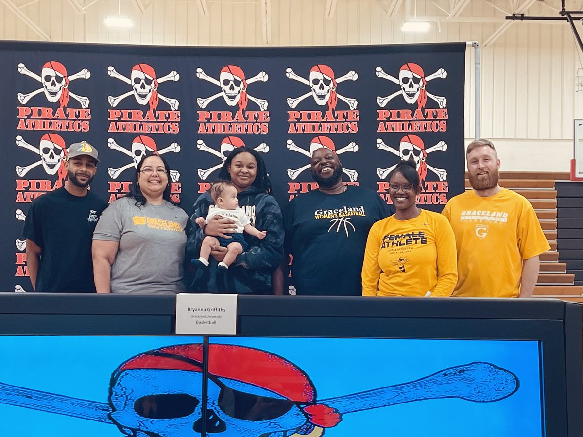 PCVikingsFan's tweet image. Port Charlotte High School senior Bryanna Griffiths signed with Graceland University (basketball) this morning…