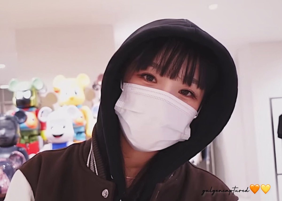 yulyencaptured's tweet photo. #YENA #최예나 
@YENA_OFFICIAL https://t.co/L0pfCezk08