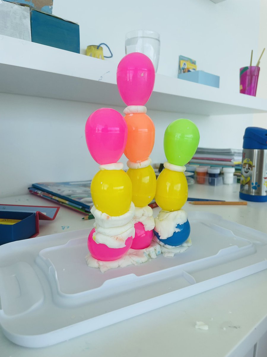 debbiesarlat's tweet image. Steam sesh today, but make it seasonal 🐰
And yeah- a five year old’s tower was better than mine 😂