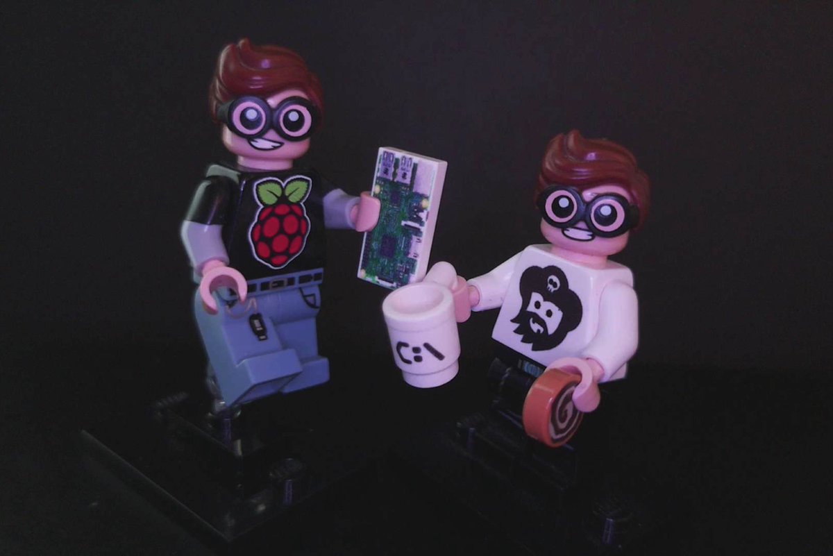 monkeymademe's tweet image. Might be a little late to the game but #ShotOnRaspberryPi with picamera v3 (setup as webcam) and a LED ring