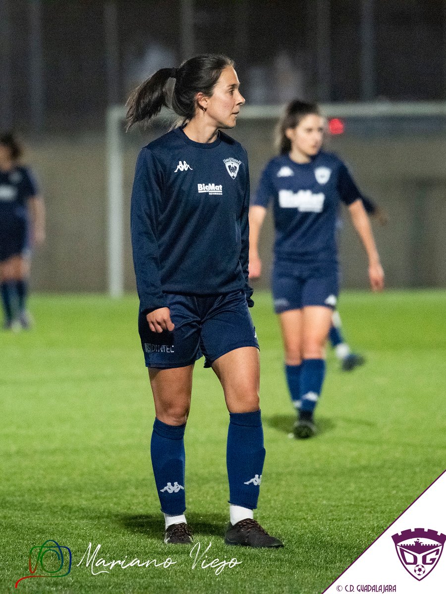 Ayer el #DéporGuadaFEM aprovechó su semana sin competición para celebrar un entrenamiento con rival junto al ARS Québec canadiense 🇨🇦

☑️Las moradas vencieron por 3-0 con un doblete de <a href="/lucia_m28/">lucía mamajón</a> y un gol de <a href="/MBarrios19/">Maria Barrios</a> 

⬆️Sirvió como oportunidad para jugadoras del B y el C