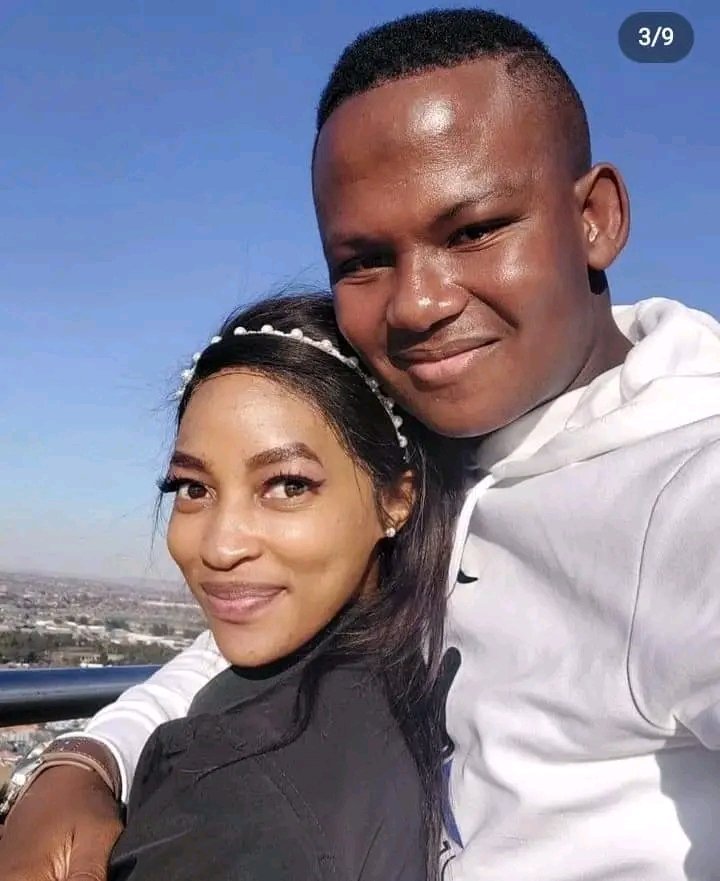 KabeloMohlah02's tweet photo. She replied to her Dms, and this is what happened ❤️🥹😍🔥Nkosiyam https://t.co/ammCz4Y2Sb