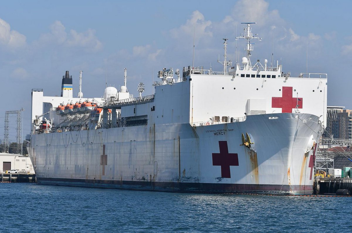 Hospital ship USNS Mercy https://t.co/gWkPnjcy0r