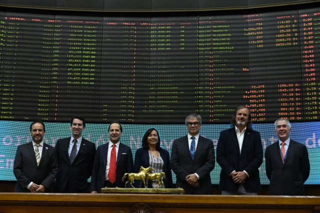 fjmenese's tweet photo. Hoy se anunciaron importantes cambios en ScaleX, el nuevo mercado de capitales que empuja la @Bolsadesantiago y @Corfo ¿Quieres saber porque es importante esta noticia para las empresas, startups y el nuevo modelo de desarrollo que queremos para Chile? hilo 1/7 https://t.co/XGBfiuGxKe
