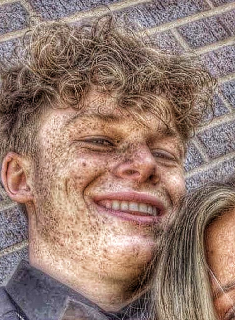 What the fuck is this <a href="/BarstoolMarion/">Barstool Marion</a>?