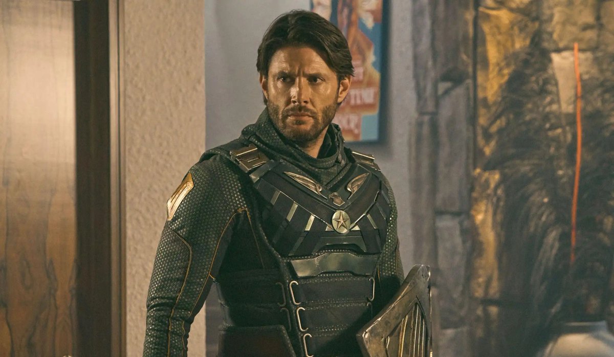 SeriesUpdateFR's tweet photo. Jensen Ackles a révélé qu'il apparaitra en tant que Soldier Boy dans Gen V, le spinoff de The Boys.

(via @EW) https://t.co/aP2KTNYOmg