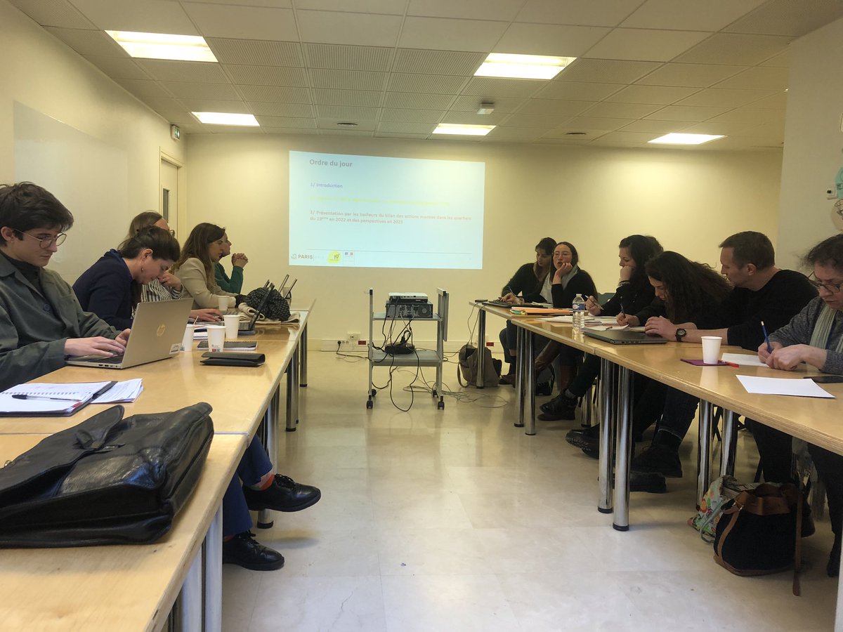 cbrossel's tweet photo. Avec les amicales de #locataires, les bailleurs sociaux, les représentantes de @Prefet75_IDF et l’équipe de développement local de @Paris pour faire le bilan 2022 et la programmation 2023 des actions financées au titre de la politique de la ville #tfpb dans le #19eme. https://t.co/Ag1DYwEMFA