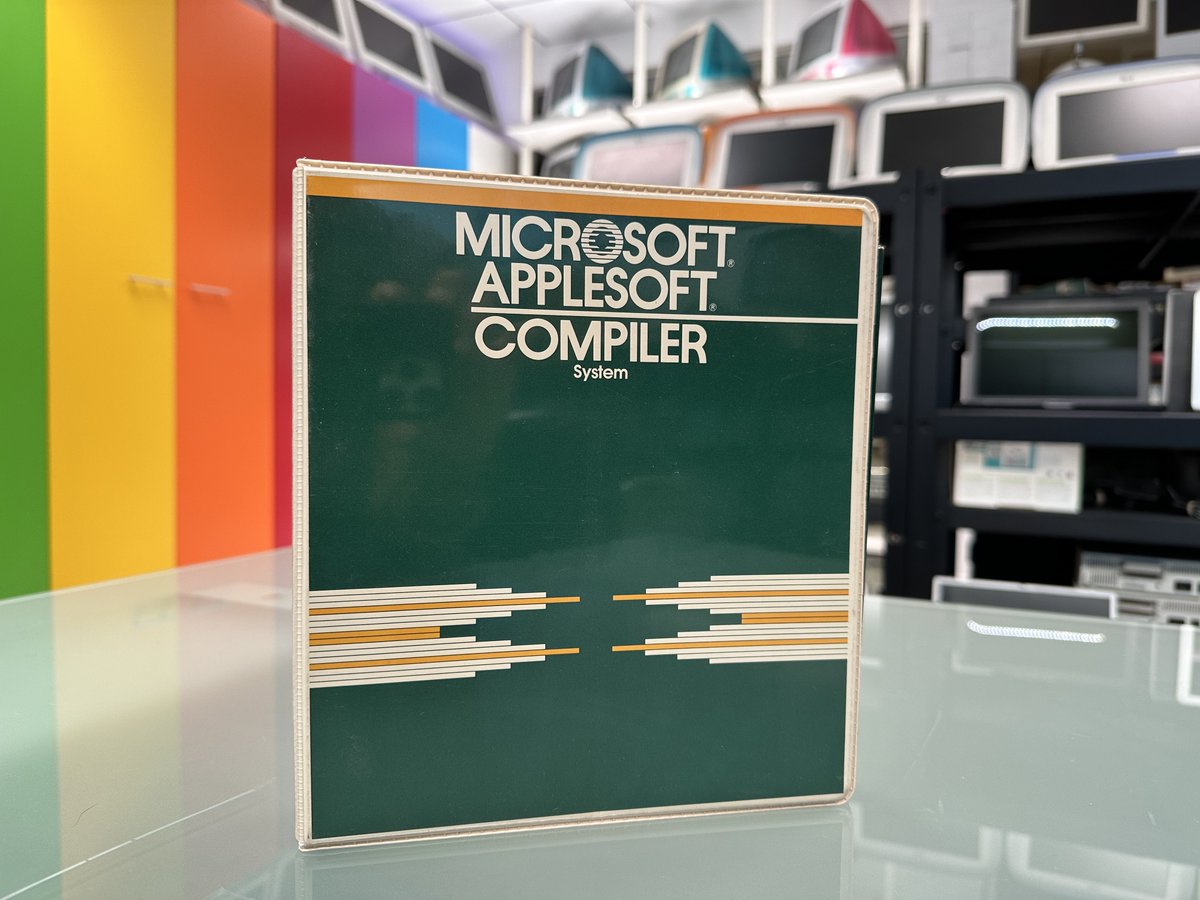 The AAPL Collection tweet media