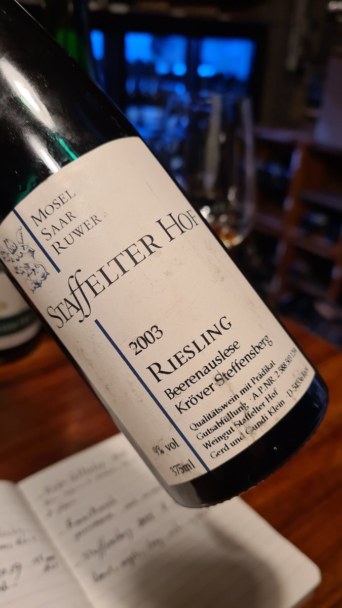 baptiste_ross's tweet photo. Immense! 
2003 
@moselweins 
#StaffelterHos #Riesling #Mosel #Wein https://t.co/qxJmlDi94I