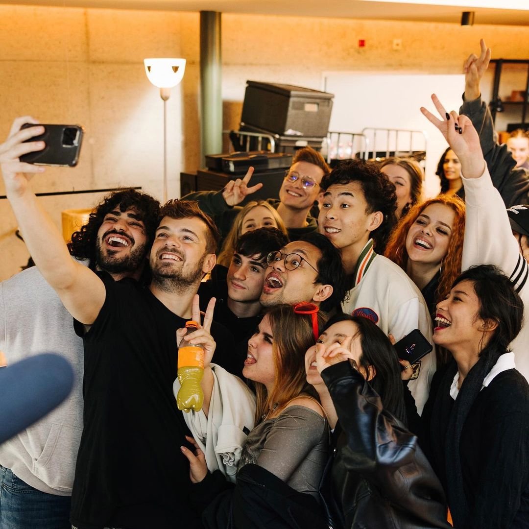MartinGarrix's tweet photo. magical week together with @JBLaudio, hosting 40 artists from all over the world at @stmpdrcrds !! https://t.co/PvVfyNmWsZ