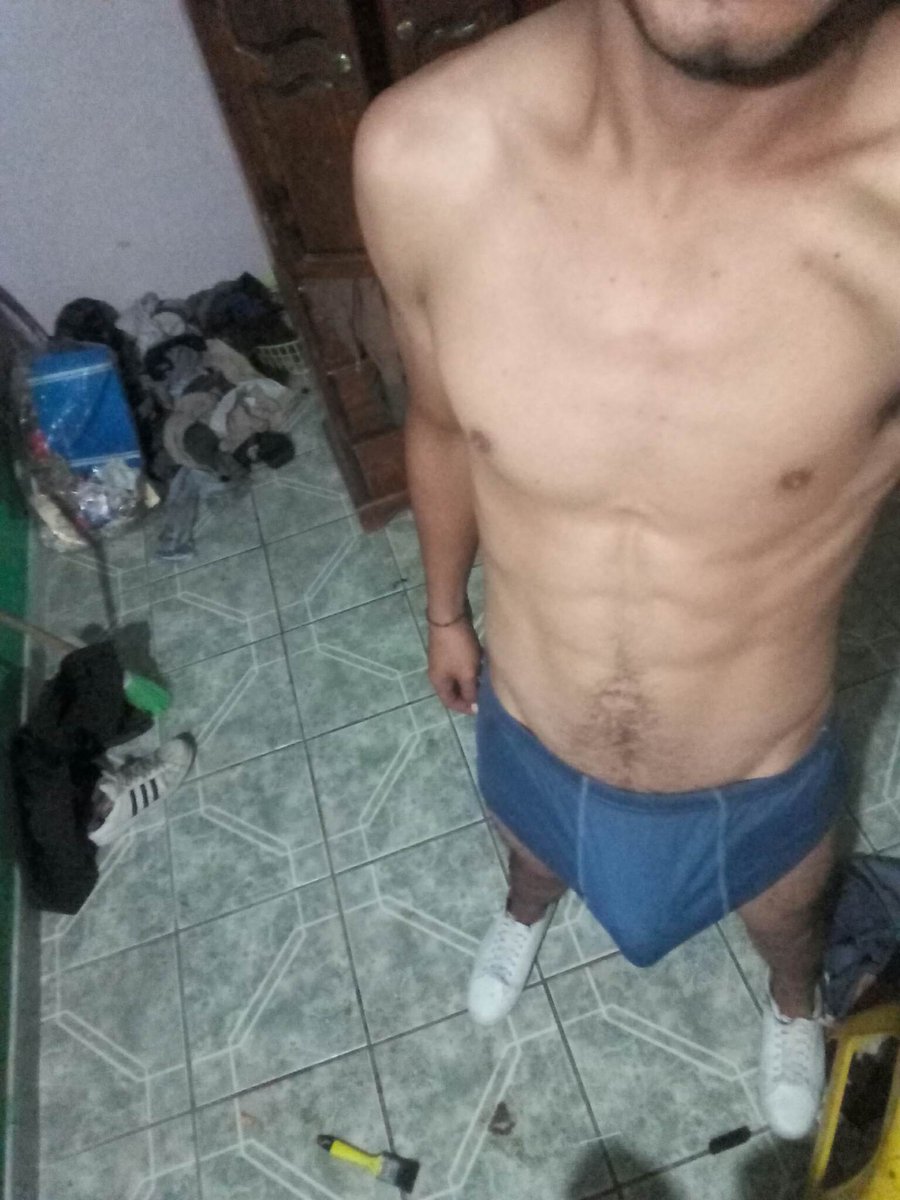 Heteroscurigrev's tweet photo. Se puso caliente la cosa, miren lo que me mando chakal ahorita 🥵🍆 espero me mande un video y se los subo 🌶️
#HeterosCuriosos #heteroscalientes #chacalescalientes
Todo mi contenido por tan solo 50 💲💲 por telegram o whats, foto y videos de vatos heteros 🥵🥵🤙🏼 https://t.co/155gYtwG5I