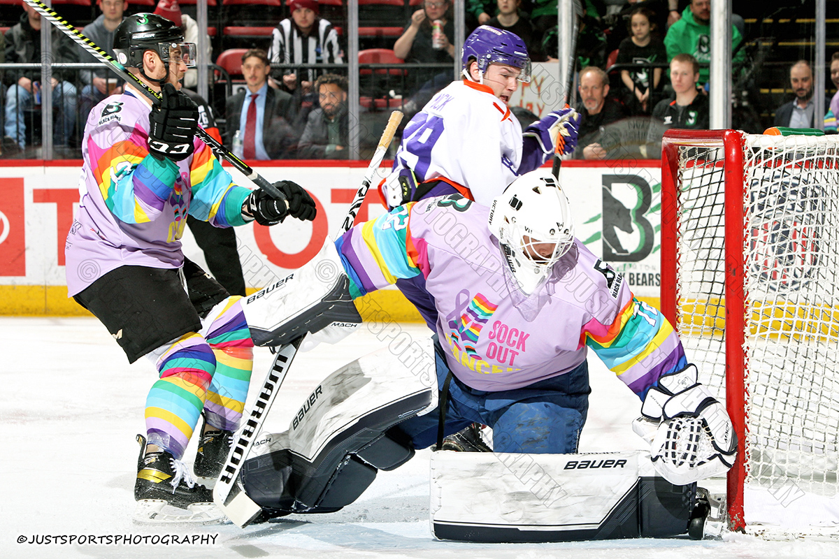 JustSports_AHL's tweet photo. 03-31-23 BINGHAMTON BLACK BEARS vs ELMIRA MAMMOTH

#TheFPHL
#BlackBearsFPHL
#elmiramammoth
#hockeyphotography
#hockeyphotographer
#hockeyphotography
#hockeytwitter
#PocketWizard
#sockoutcancer

Players and Fans All game Photos available here
https://t.co/M449C1SH7a https://t.co/f7uAAjOUyV