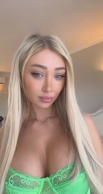 Spoil me. RT me. I need attention.  https://t.co/7oYBNtGBke Follow and RT 💋💋💋 https://t.co/jUBGbtNdk