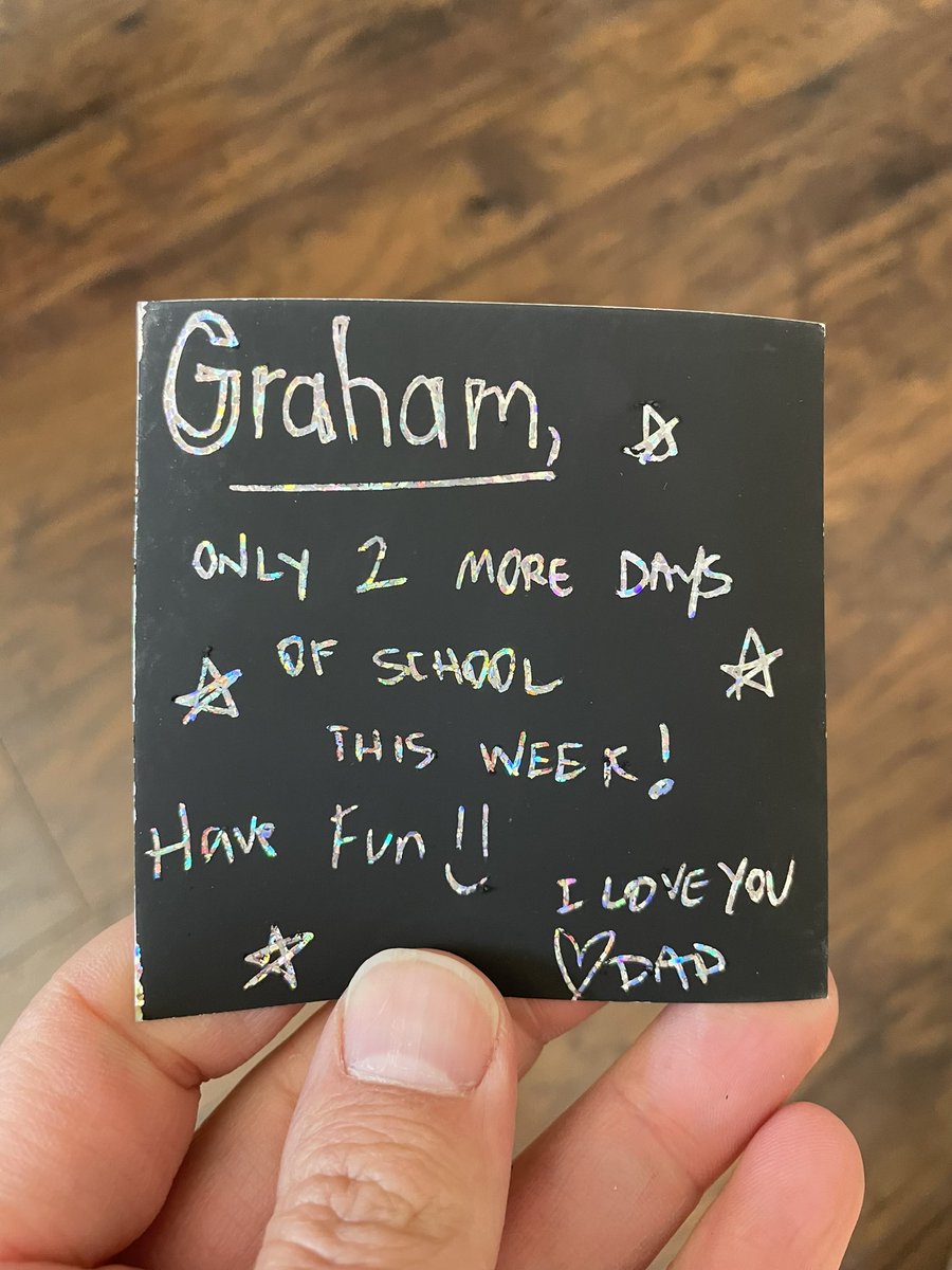 DarcyDarcy22's tweet photo. April 4 Lunch Notes:
- HBD Mangi🥖🍞🥐#Flames
- 2 more days!!
- Elf-abet🧝🏼♂️
#lunchbox #lunchnote #dadjokes https://t.co/tQJKyom4JM