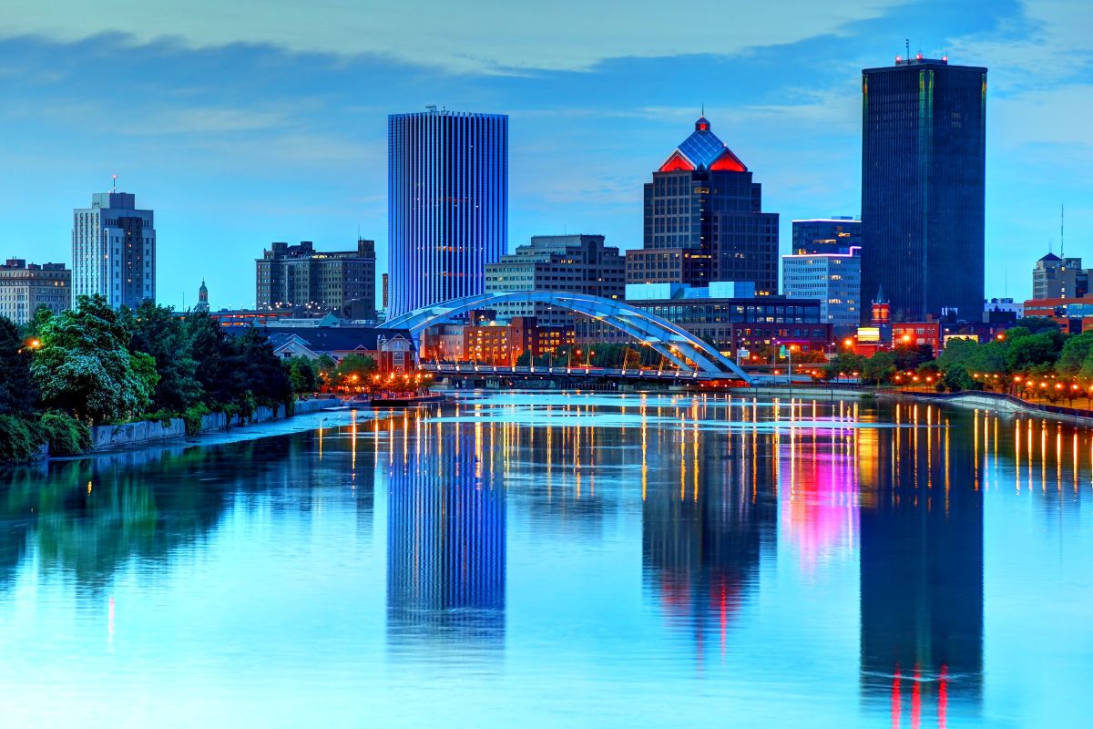 hydrogenfuelnew's tweet image. BAE Systems has announced that it will provide its Gen3 electric drive system for a project related to three hydrogen buses in Rochester, New York....READ More #baesystems #Gen3SeriesHsystem #H2solutions #LoworNoEmissionVehicleGrantProgram

bit.ly/3zuKSll