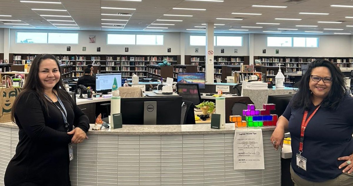 MSaenz_LMS's tweet photo. Thank you @SocorroStuco 🐾! You make us feel appreciated 💛
@NRodriguez_LMS 
@Socorro_HS1 
@PFranco_SHS 
#Libraryappreciation #sisd_librarians https://t.co/CJnm2IoB3s