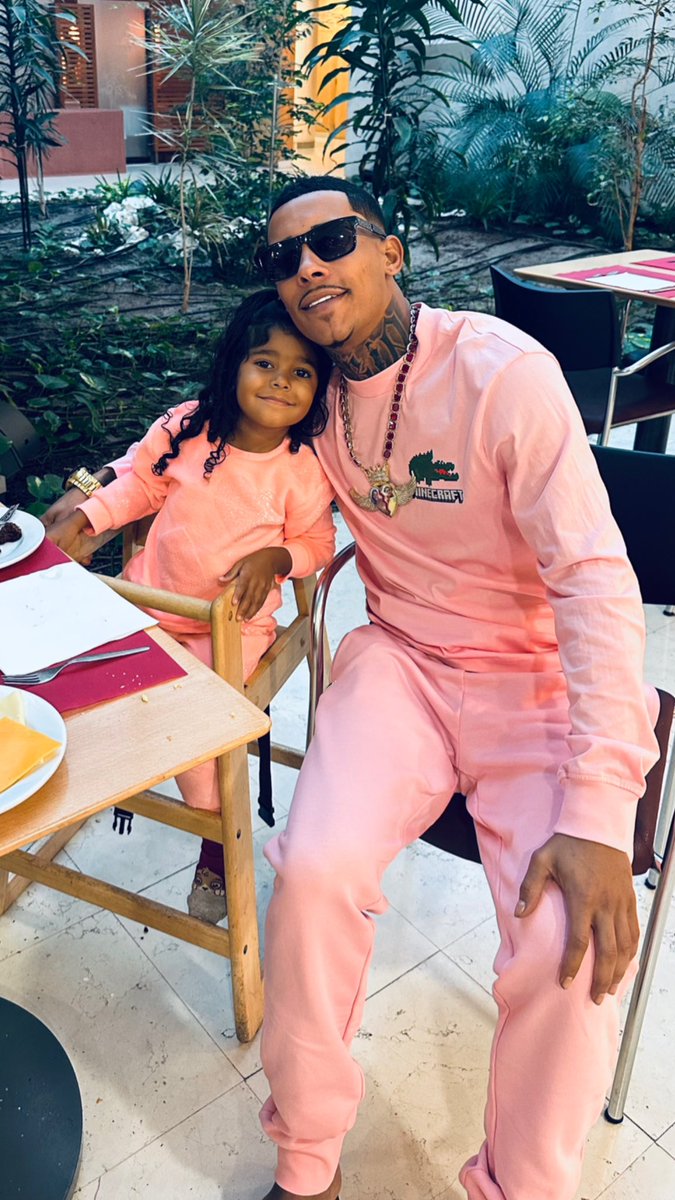 McPozedorodo's tweet photo. Papai faz tudo que filha pede 💕 https://t.co/F4Z07vWAb9