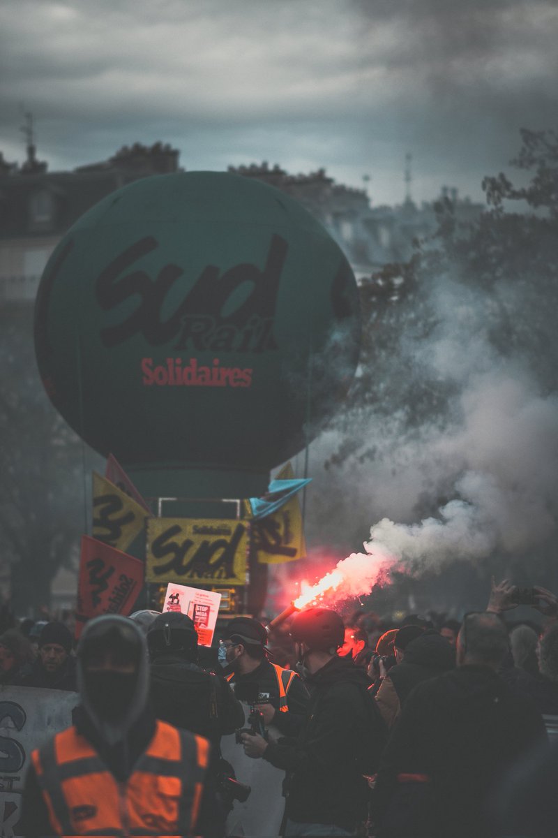 Civil War in Paris 🇫🇷 #Paris #Manifestation28mars