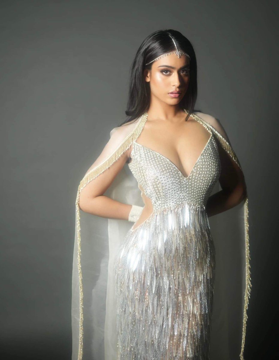 Nysa Devgn tweet media