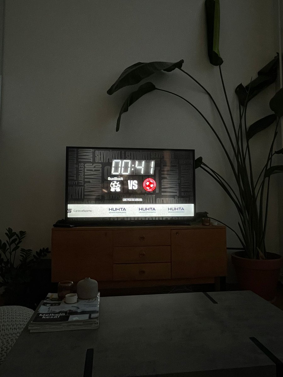 SexyPoxyt's tweet image. Lähetys käynnissä @MakinenSonny selostamana!

youtube.com/watch?v=ziPf17…

#SexyPöxyt #Boxit #SuomenCup #M35