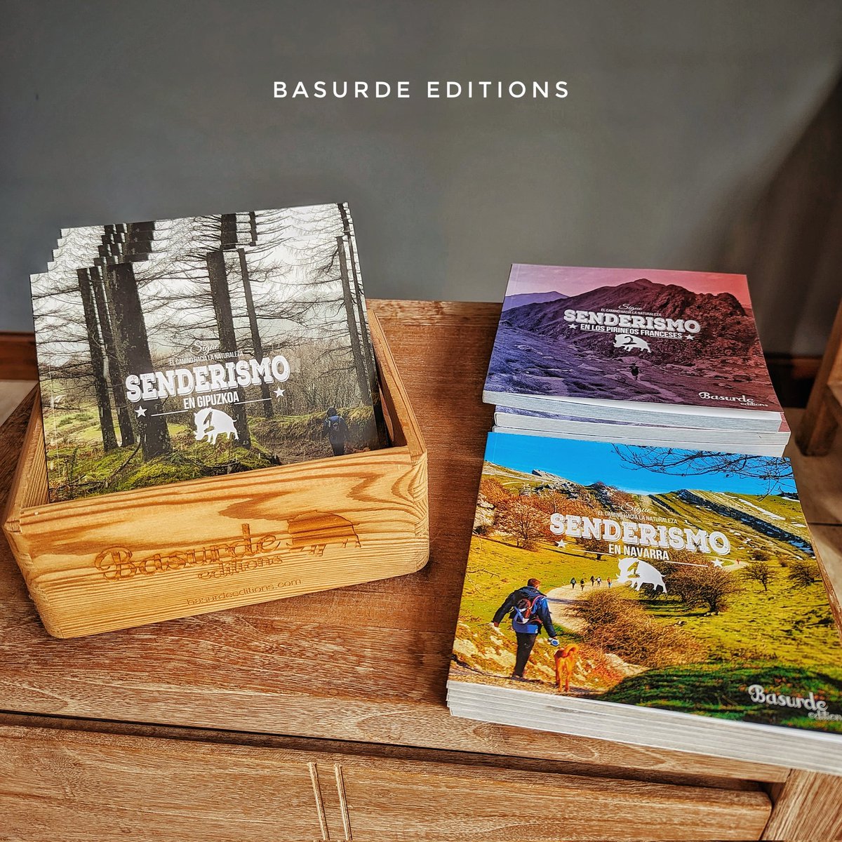 Basurde Editions (@basurdeeditions) on Twitter photo Si escuchas <a href="/TerritorioTrail/">Territorio Trail Media</a> este mes de abril podrás ganar un set de mis libros de #senderismo Si escuchas <a href="/TerritorioTrail/">Territorio Trail Media</a> este mes de abril podrás ganar un set de mis libros de #senderismo