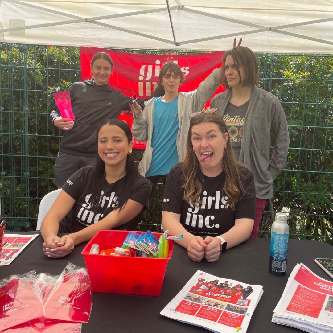 Girlsincsb's tweet photo. 💃🎺🎶Did you see Girls Inc. of Greater Santa Barbara at the @SantaBarbaraZoo last weekend?

We had so much fun celebrating “El Día del Niño,” or Children's Day with our community. https://t.co/WZ5lE7lClH