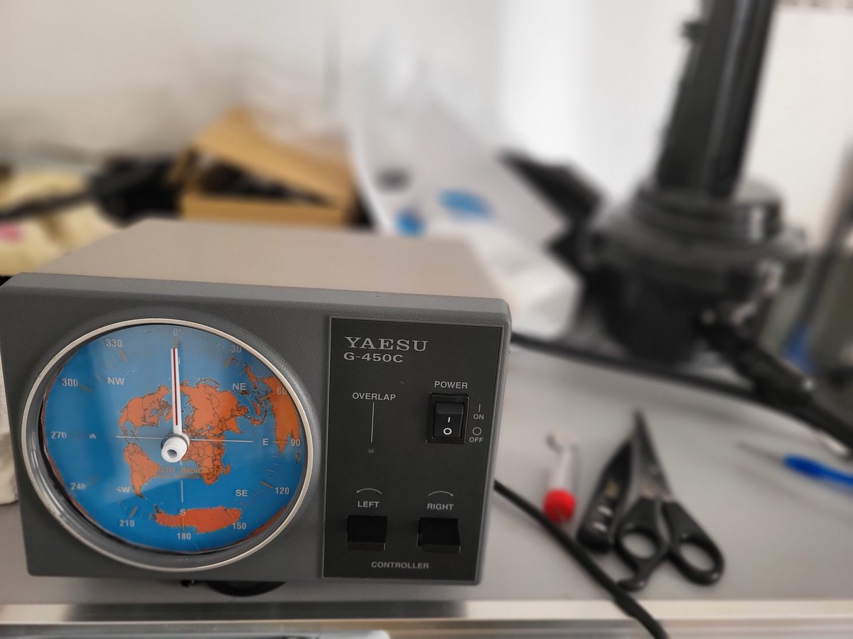 ea7beg's tweet image. Nuevo miembro en la family y modificacion de pantalla!
#hamradio #clusterdx #radioworld