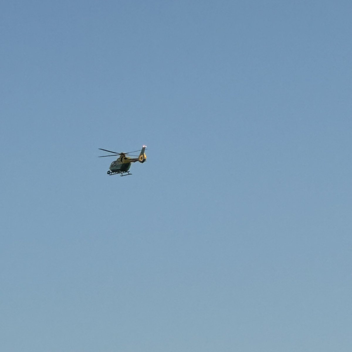 crunchkate's tweet photo. @HIOWAA Saw you landing at UHS last evening at 7pm ….. https://t.co/gDO8doaS8o