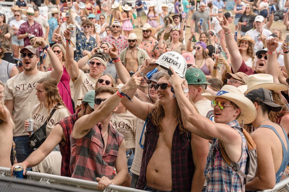 WeatheredSoulss's tweet photo. @Chilifestinc you were wild, but we wouldn’t have it any other way. #growthesouls 

📷: @PaxtonWaitman11 https://t.co/UPm3ve0XUD