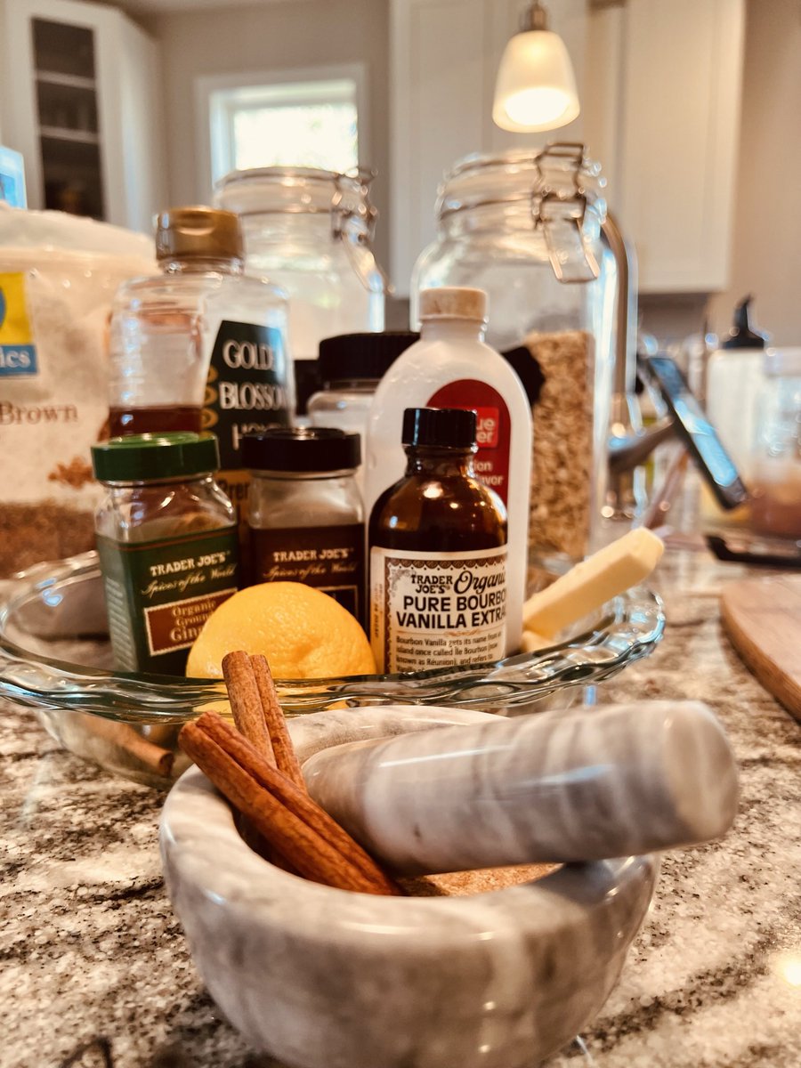 smithbeyco's tweet photo. "Your health is our top priority" Creating. #apothecary #SmithBey #Eattolive https://t.co/ySPY21jaEK