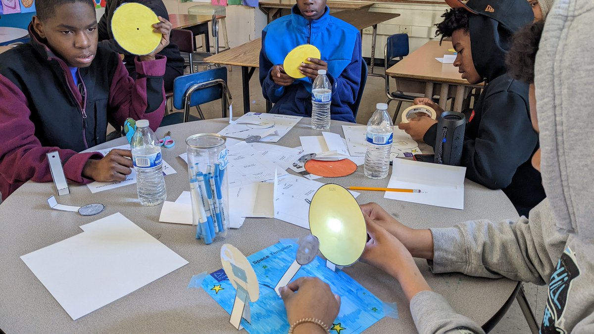 kjstemacademy's tweet image. Studying #TotalEclipses at #AccelerationDays at @wrightsteam @laschoolswest