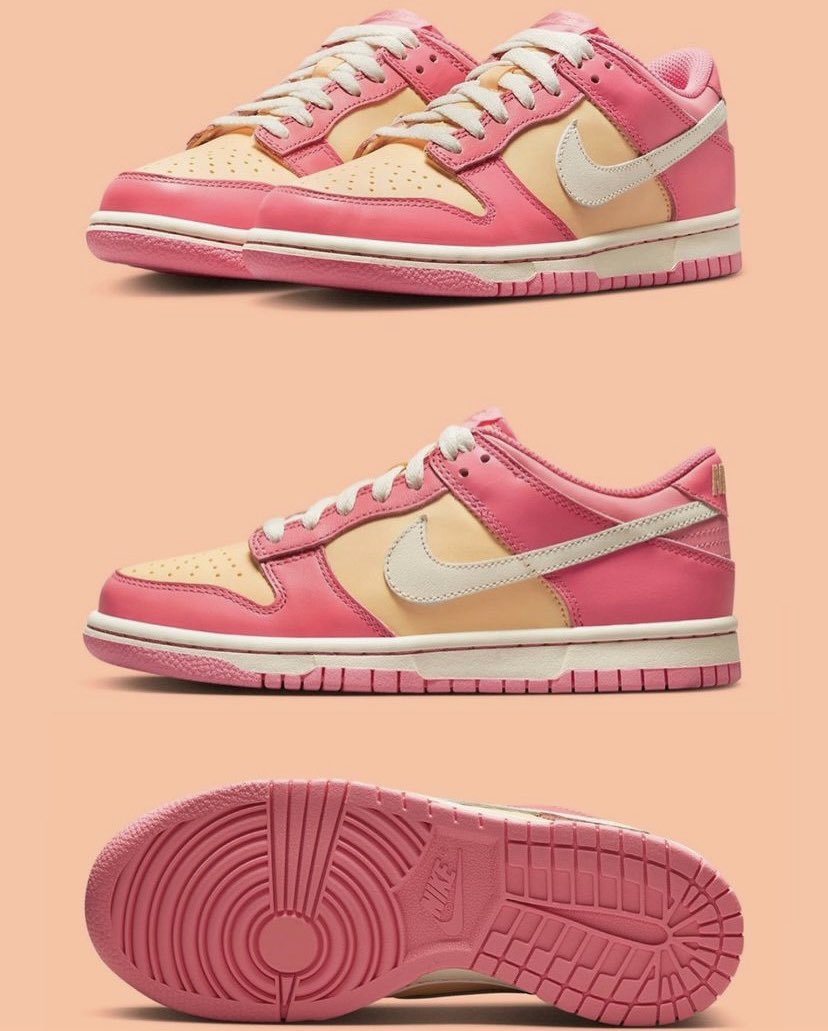 DayDreamKicks's tweet photo. Strawberry Peach Dunks🍑🍓 https://t.co/Ml4AAU7zkF
