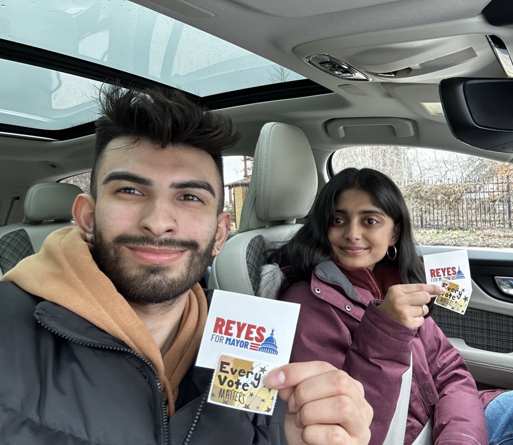 VOTE JANET &amp; <a href="/reyesformadison/">Gloria Reyes</a> TODAY! 🗳️❤️