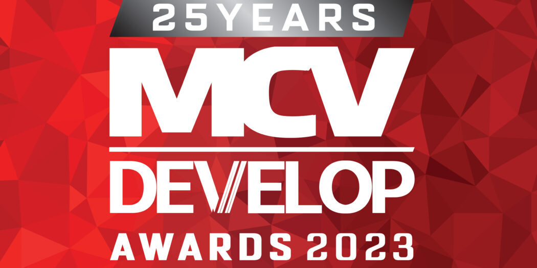 Swipe Right tweet media