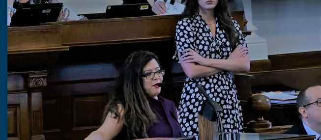 RepMaryGonzalez's tweet photo. Exciting news, #HB140 had its third reading on the House floor! This would provide necessary co-navigator services to approx. 2,500 Texans who are DeafBlind so they can live as independently as they want. I’m excited to announce it was passed and is going to the Senate!#txlege https://t.co/CQq2uyGX9t