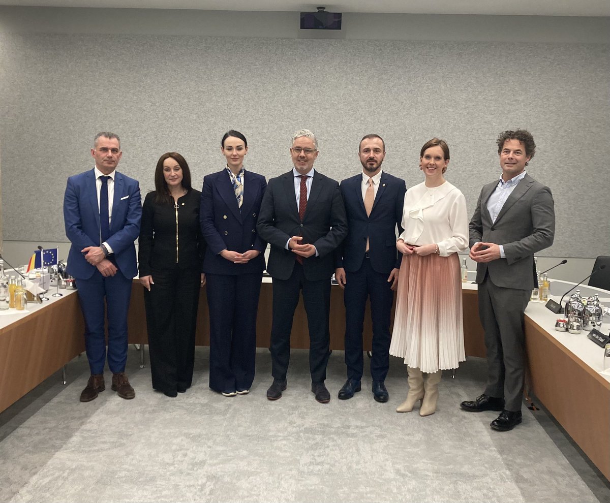 Vandaag heeft de commissie Europese Zaken een delegatie van Roemeense parlementsleden ontvangen in de Tweede Kamer. Er is o.a. gesproken over migratie en rechtsstatelijkheid.