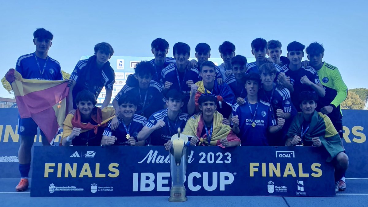 CANTERA| Nuestro #CadeteA se proclama CAMPEÓN de su categoría de la fase de oro de la #IberCup2023.

Gran TRABAJO y gran TORNEO del EQUIPO de <a href="/josefdezc_/">Jose Fernández</a> que se ve reflejado con este gran título.

¡¡¡FELICIDADES, EQUIPO!!!

#CorazonAzul | 💙
#MetodoLRZ