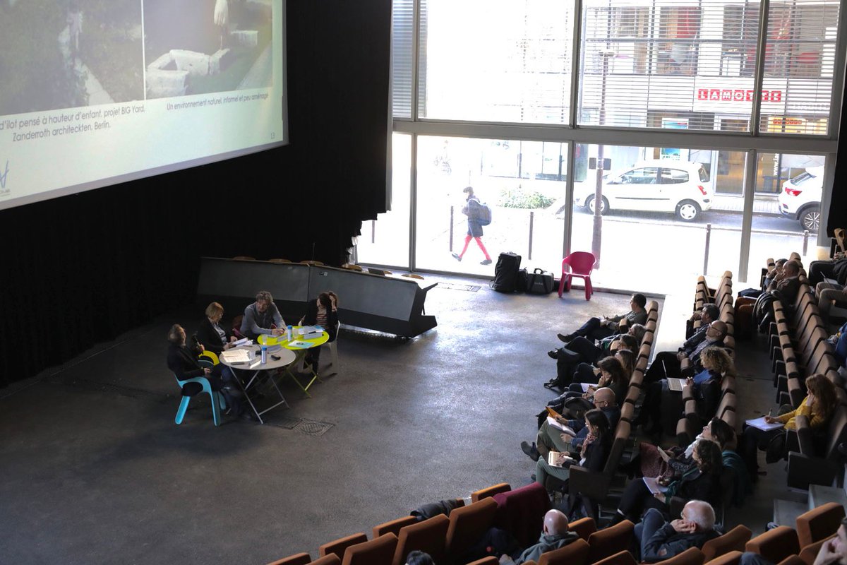 Mais alors, comment aller vers une métropole des transitions, résiliente et du mieux-être ? 
💡 Vous avez une idée ? Un point de vue ? Contribuez sur grand-debat-metropole.nantes.fr