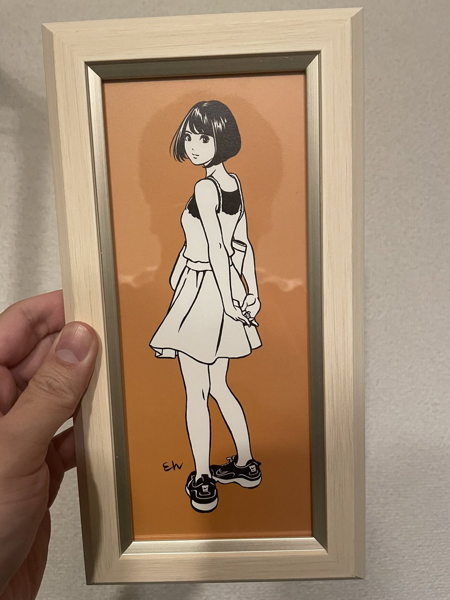 部屋が最愛に仕上がっていく。
あとは、サボテンと花と、全国の日本酒が並んだら完成。 https://t.co/2XyAWzW3wX