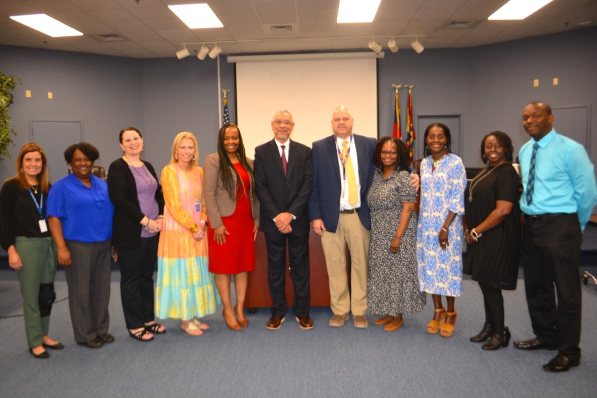 scotlandschools's tweet photo. Welcome to Scotland County Schools, Mr. Robert Logan, Interim Superintendent! #GrowingGreatness https://t.co/4x24rOQe33