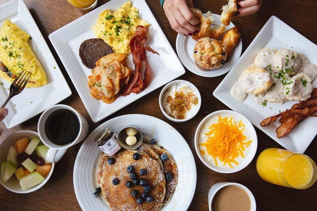 JW Marriott Nashville (@jwmarriottnash) on Twitter photo π· Celebrate Easter with us this Sunday and enjoy a bountiful brunch buffet in our lobby-level restaurant Stompin' Grounds, complete with complimentary valet parking.βββββββββββββββββ
Visit the link in our bio to view the full menu and secure reservaβ¦ instagr.am/p/CqoaiRDAi9l/ π· Celebrate Easter with us this Sunday and enjoy a bountiful brunch buffet in our lobby-level restaurant Stompin' Grounds, complete with complimentary valet parking.βββββββββββββββββ
Visit the link in our bio to view the full menu and secure reserva⦠instagr.am/p/CqoaiRDAi9l/