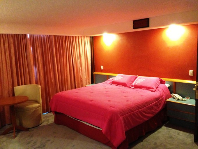 Hsegoviaregency's tweet photo. Hotel Segovia Regency es la opción ideal para viajeros de negocios, turismo y familias que buscan un hotel económico en la Zona Rosa de la Ciudad de México.

Reserva ahora en nuestro sitio oficial https://t.co/ZJUcUsJWH2
#CDMX #Hospedaje #viajeros https://t.co/RpmNTuAgCU