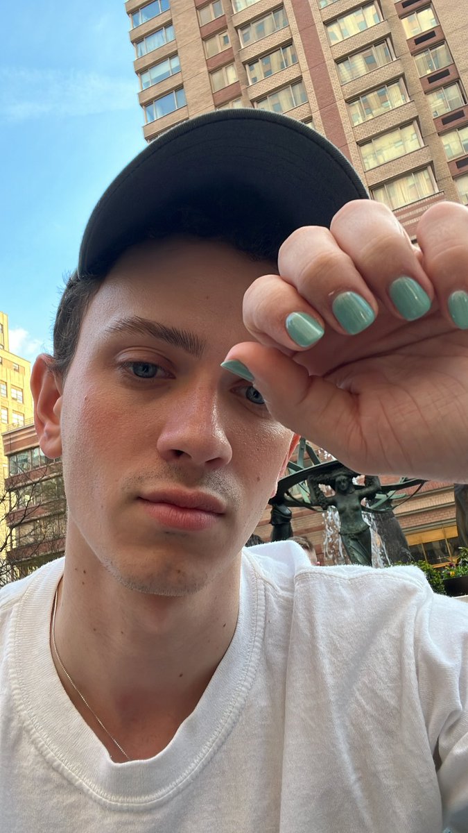 mattxiv's tweet photo. @_candy_necklace some slays are bipartisan https://t.co/kldPlJaHh0