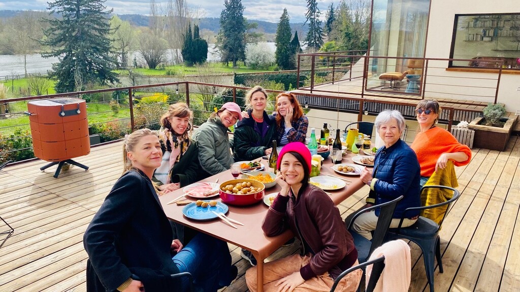 bbq with the team.
Un sport de gars ?
#aluvydesign instagr.am/p/CqoTluaqihi/