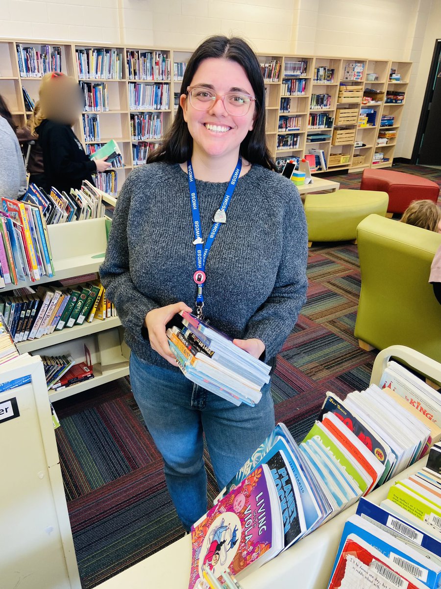 Jennifer Angle (@angle_bellmoore) on Twitter photo JOY🧵for this amazingly, wonderful educator who does so much to support us in our <a href="/Bellmoore_HWDSB/">Bellmoore School</a> Learning Commons! <a href="/HWDSB/">HWDSB</a> is so lucky to have incredible occasional educators like you, <a href="/MsTWaters/">Taylor Waters</a> - you are a bright light! ✨❤️ Shared w/permission. 1/2 #ONSchoolSchoolLibraries JOY🧵for this amazingly, wonderful educator who does so much to support us in our <a href="/Bellmoore_HWDSB/">Bellmoore School</a> Learning Commons! <a href="/HWDSB/">HWDSB</a> is so lucky to have incredible occasional educators like you, <a href="/MsTWaters/">Taylor Waters</a> - you are a bright light! ✨❤️ Shared w/permission. 1/2 #ONSchoolSchoolLibraries