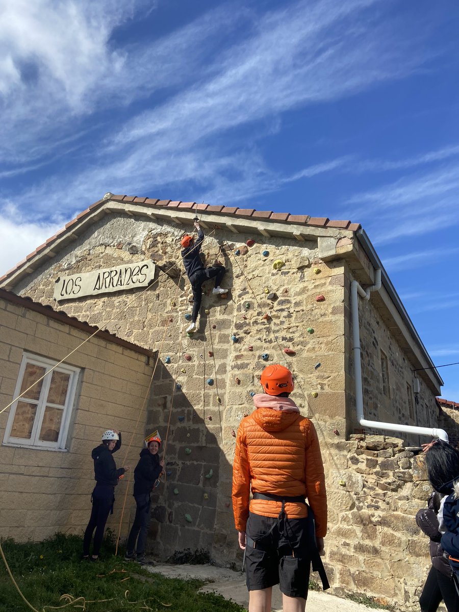 palaaacios02's tweet photo. inolvidable 360camp🦉 https://t.co/m0l06spifz