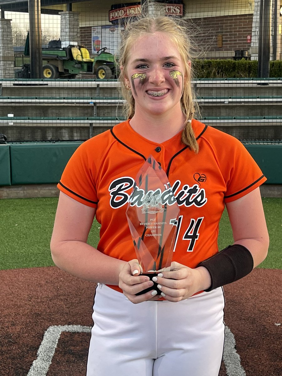 SophiaSchlader's tweet photo. Beverly Bandits Power 80 12u Champions! 7-0 for the wknd! I love these girls. 🧡🖤

My stats:
Hitting- .500 avg, 7 hits, 2 HR, 4BB &amp; 8 RBI
Pitching- 16.2 IP, 62 BF, 37K, 1BB, .420 ERA &amp; .360 WHIP

@jessicamrozek8 @ConroyBandit @ExtraInningSB @LegacyLegendsS1 @Los_Stuff @TopPreps https://t.co/YKZOfoi1Kq