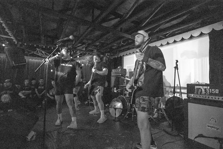 512virtue's tweet photo. hard times was absolutely wild, massive shoutout to @Coldpizzatx and @dayzofrage for putting together such an insane lineup. be scared of texas.

📸: phil salmeron photo https://t.co/wto8Vpom65