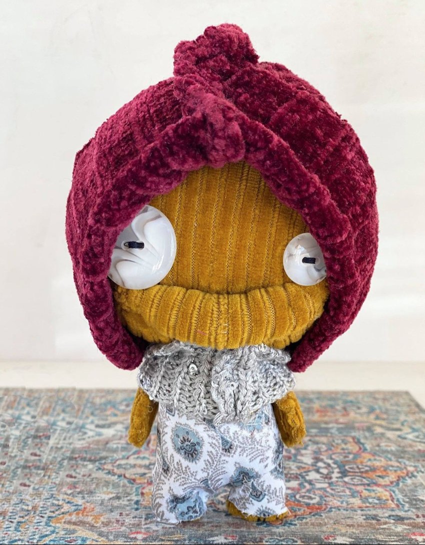 PlaguePoppets's tweet photo. Poppets are unique & diverse little creatures 💙 But the one thing that ALL #PlaguePoppets have in common? Their love for HATS! 👒
The Poppets wanted to make you aware that April is #StrawHatMonth - & as such, they want to see your favourite hats 👇Here's a few of theirs💛 https://t.co/nrZvnh08iv