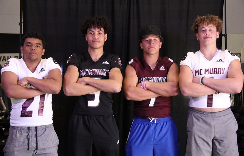 Junior day🙌🙌
<a href="/qpryor5/">Quinten Pryor</a> <a href="/CaiWhitfield/">Cai Whitfield</a> <a href="/CleWhitfield7/">Cle Whitfield</a> <a href="/Coach_Cotton713/">John Cotton</a> <a href="/RyanWrightRNG/">Ryan Wright</a>